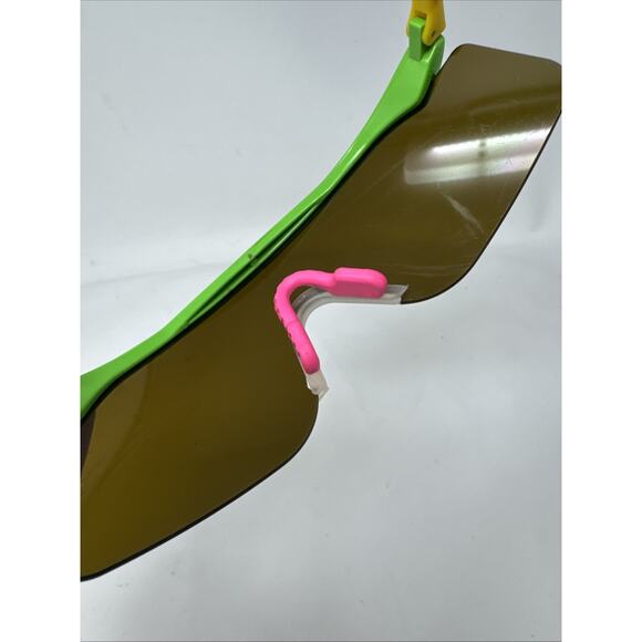 Oakley Vintage Razor Blades Sunglasses - Picture 7 of 7